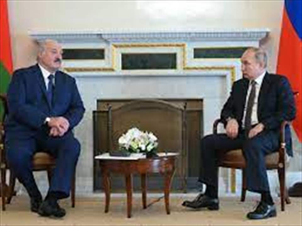 بوتين يلتقي رئيس بيلاروسيا ويؤكد أن هجوم كييف المضاد &quot;فشل&quot;