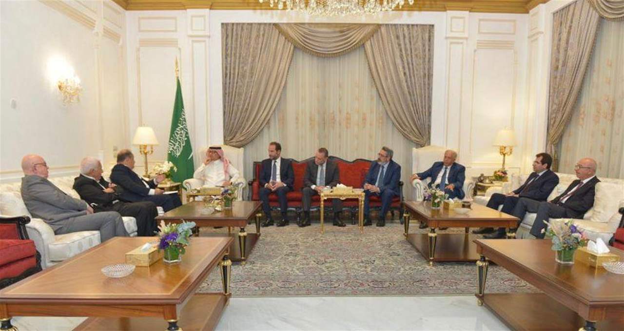 السفير السعودي في لبنان: دعوة السعودية رعاياها لمغادرة لبنان أتت على خلفية أحداث مخيم عين الحلوة 