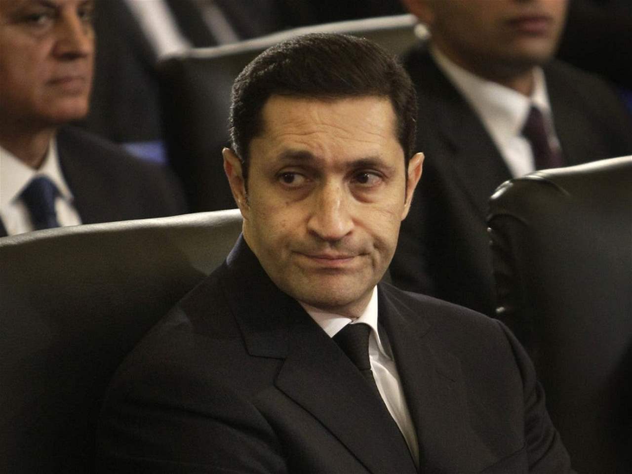 علاء مبارك يردّ على مقارنة الهلال السعودي بالأهلي والزمالك 