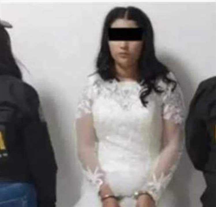 القبض على عروس ليلة زفافها واقتيادها الى السجن بفستانها الأبيض.. السبب؟