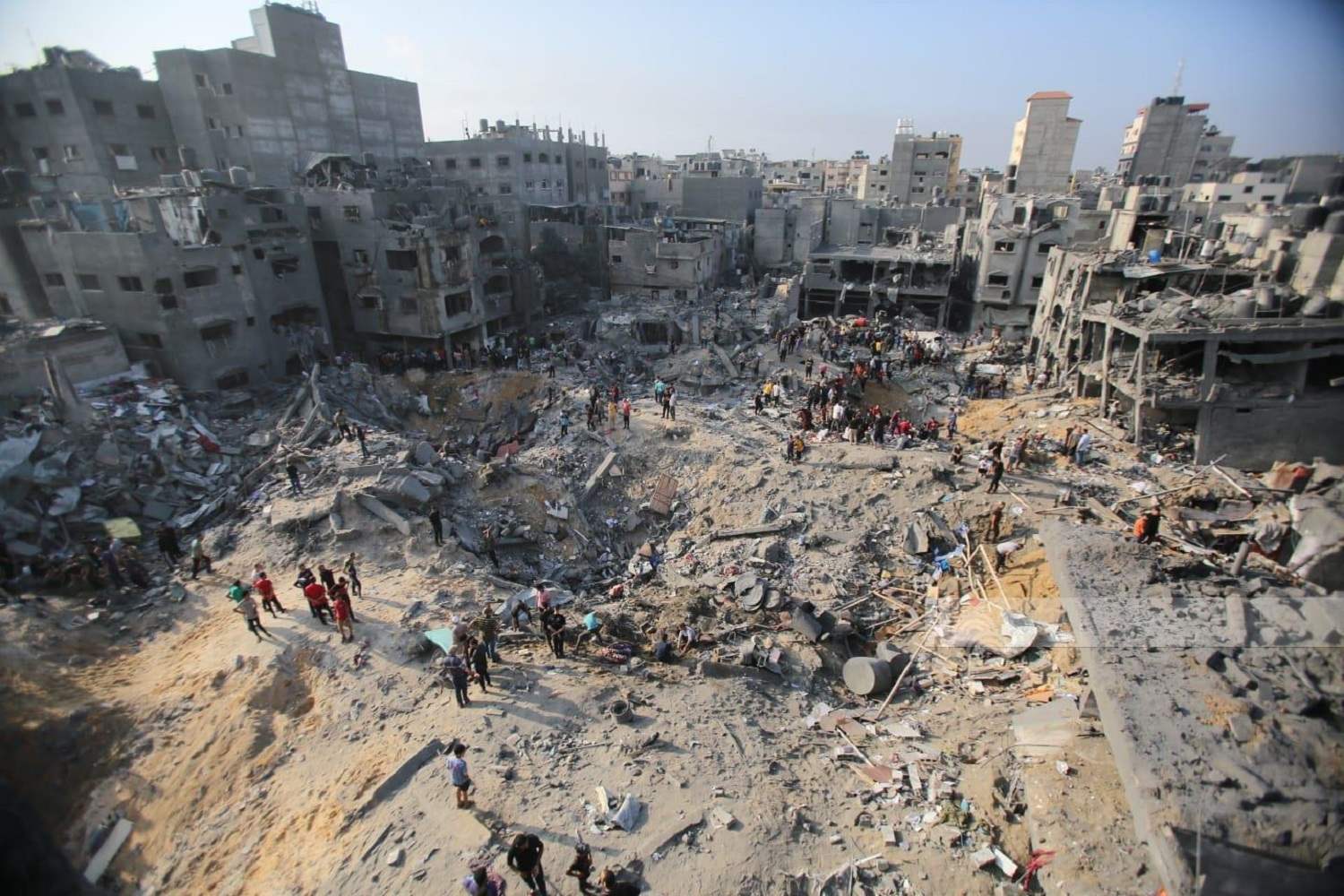 الاحتلال يواصل ارتكاب المجازر في اليوم الـ 111 للعدوان على غزة 