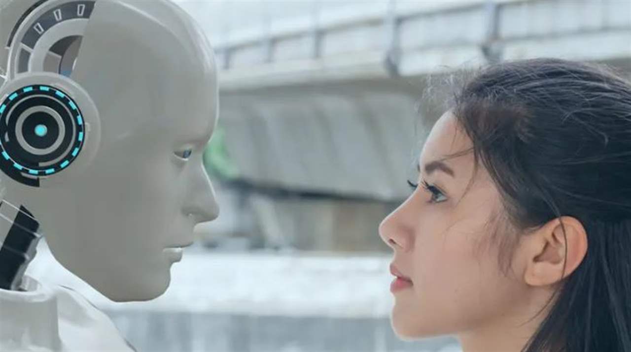  هل النساء مُقبلات على &quot;مواعدة&quot; الروبوتات بدلاً من الرجال؟ 