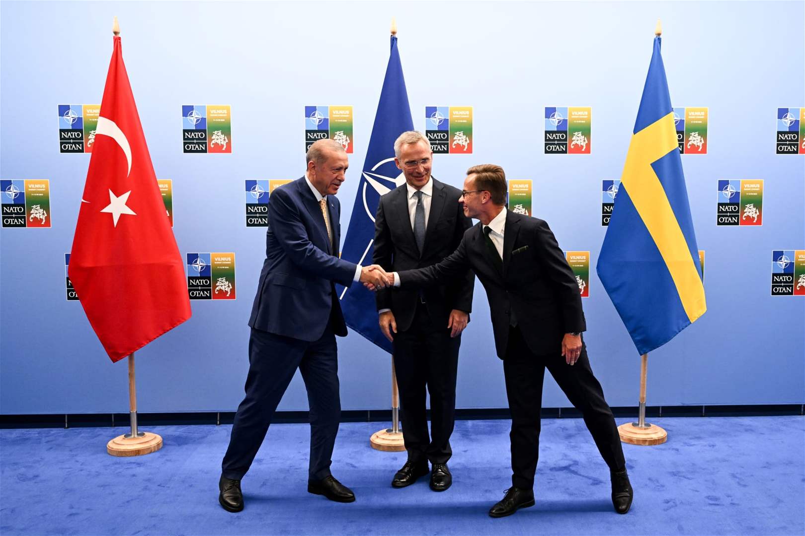 البرلمان المجري يصادق على طلب السويد الانضمام إلى الناتو 