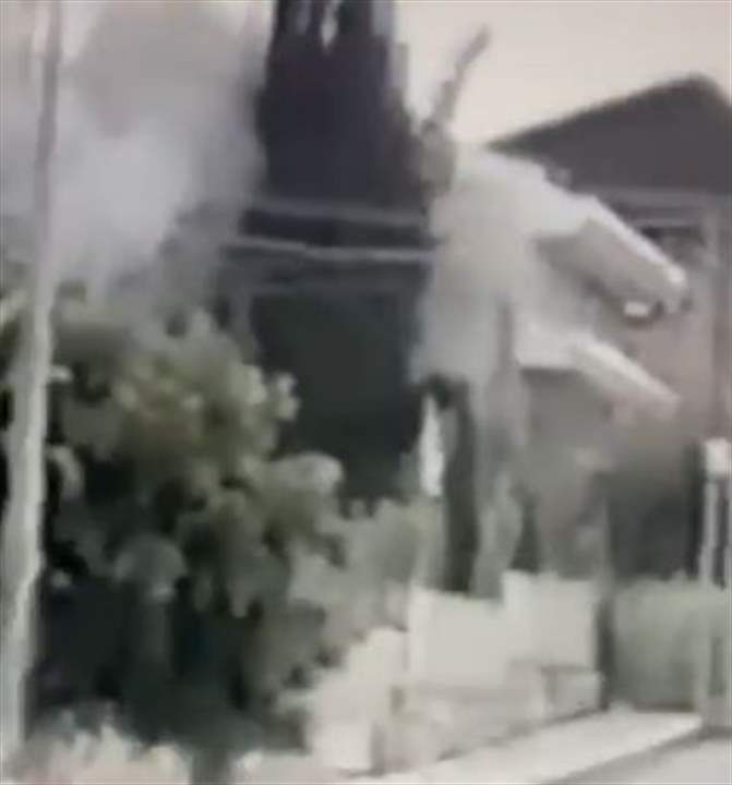  بالفيديو: لحظة إصابة مبنى بصاروخ مضاد للدروع في مستوطنة المطلة  