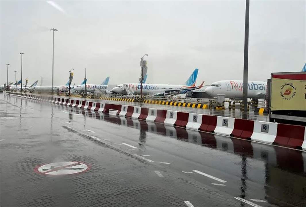 مطار دبي الدولي: نواجه اضطرابات كبيرة بسبب الطقس السيء 