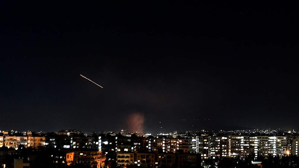 عدوان إسرائيلي على محيط دمشق .. وإصابة عسكريين اثنين 