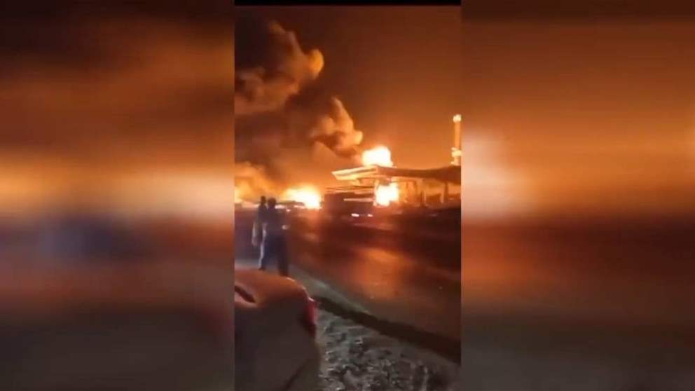 بالفيديو - عشرات القتلى والجرحى جراء انفجار وحريق في محطة وقود في داغستان الروسية