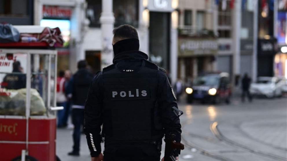 تركيا تعلن القبض على 42 مهرب مهاجرين 