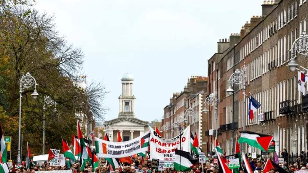 مظاهرات بأوروبا تطالب بوقف إطلاق النار في غزة