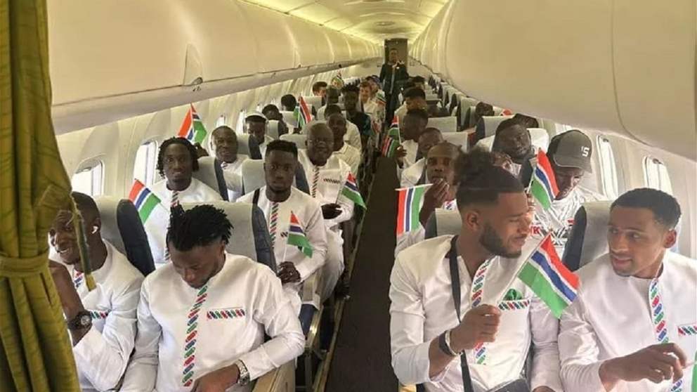 بالفيديو - منتخب غامبيا ينجو بأعجوبة من الموت في الطائرة