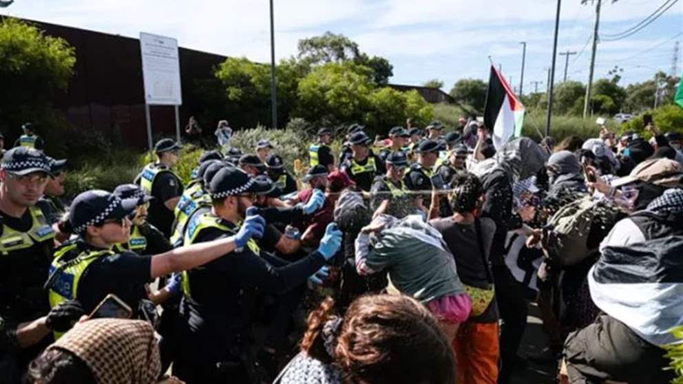 ناشطون أستراليون يحاولون منع سفن "إسرائيلية" من الرسو بميناء ملبورن