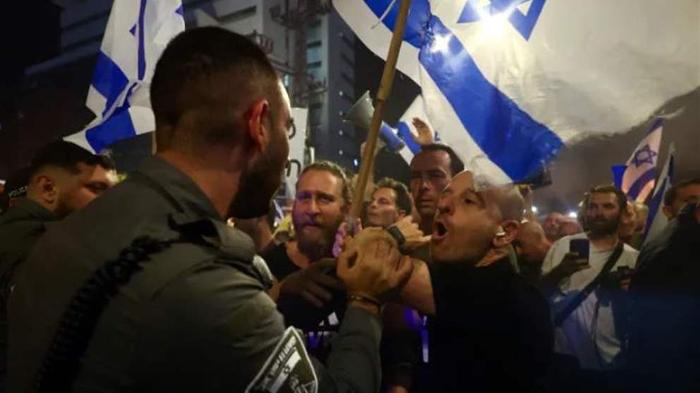 شركات "إسرائيلية" تسمح لموظفيها بالتغيب للمشاركة بالمظاهرات