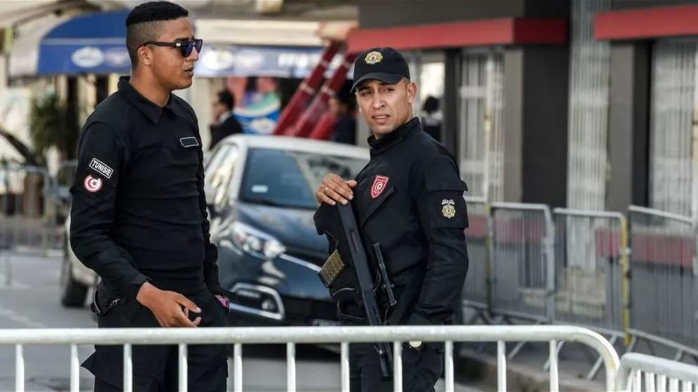 "بوعزيزي جديد".. شاب تونسي يحرق نفسه ويلقى حتفه