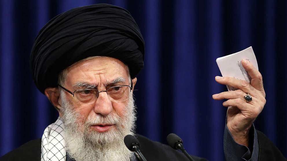 خامنئي: "المستحیل" أن تخضع إیران للعقوبات.. ماذا عن الأسلحة الإيرانية؟! 