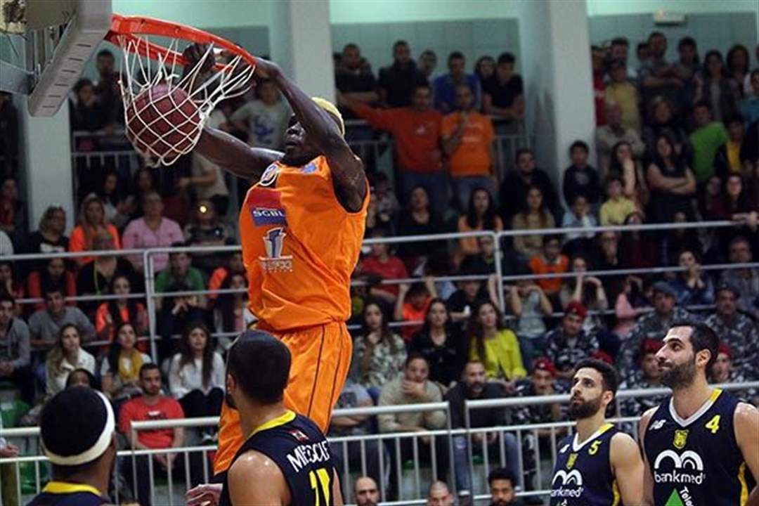 الهومنتمن الجريح خصم الرياضي بيروت العائد بخيبة "آسيوية" على كأس السوبر اللبنانية لكرة السلة