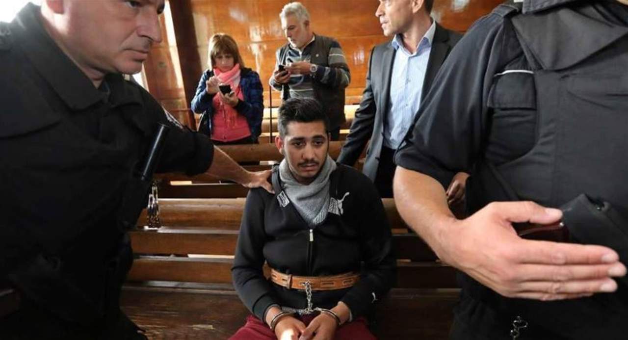 شاب يغتصب صحفية ويقتلها... والدوافع "قد تكون سياسية"! 