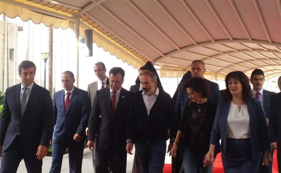 وصول رئيس وزراء ارمينيا الى بيروت