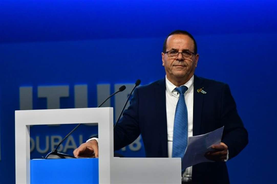 قطار التطبيع يسير على قدم وساق... وزير صهيوني يدعو للسلام من إمارة دبي