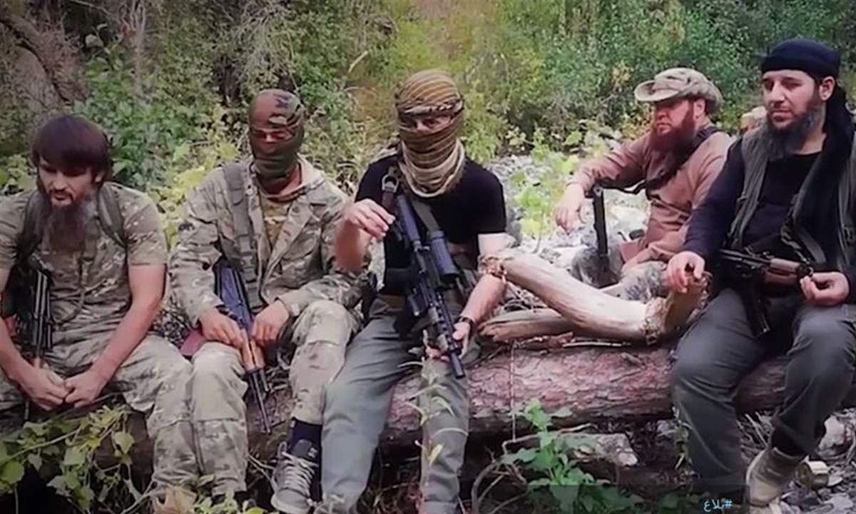 أبو مالك التلي والشيشان في جولة بريف اللاذقية!