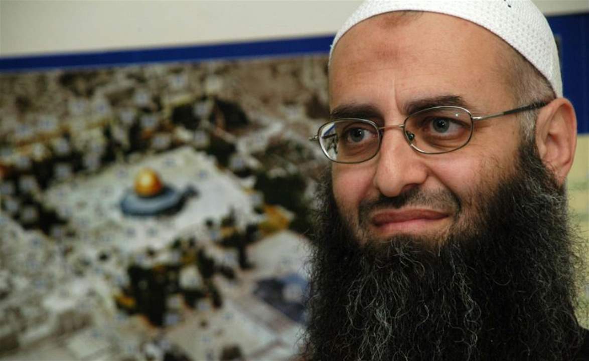 تداول خبر وفاة أحمد الأسير في سجنه... فماذا أعلن وكلاء الدفاع عنه؟