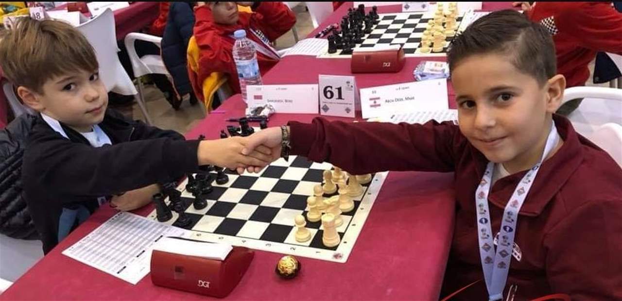 طفل لبناني يرفض اللعب مع الصهاينة في اسبانيا