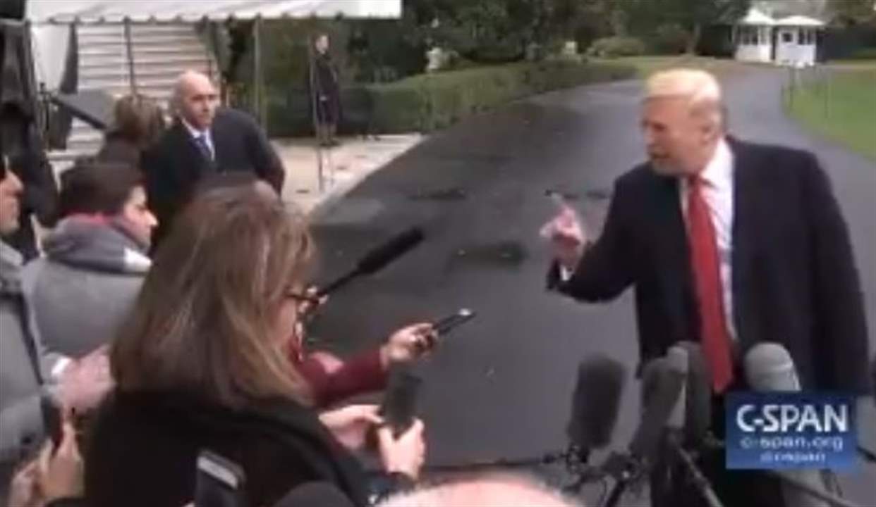 بالفيديو - صحافية تغضب ترامب والأخير يستهزئ بها! 