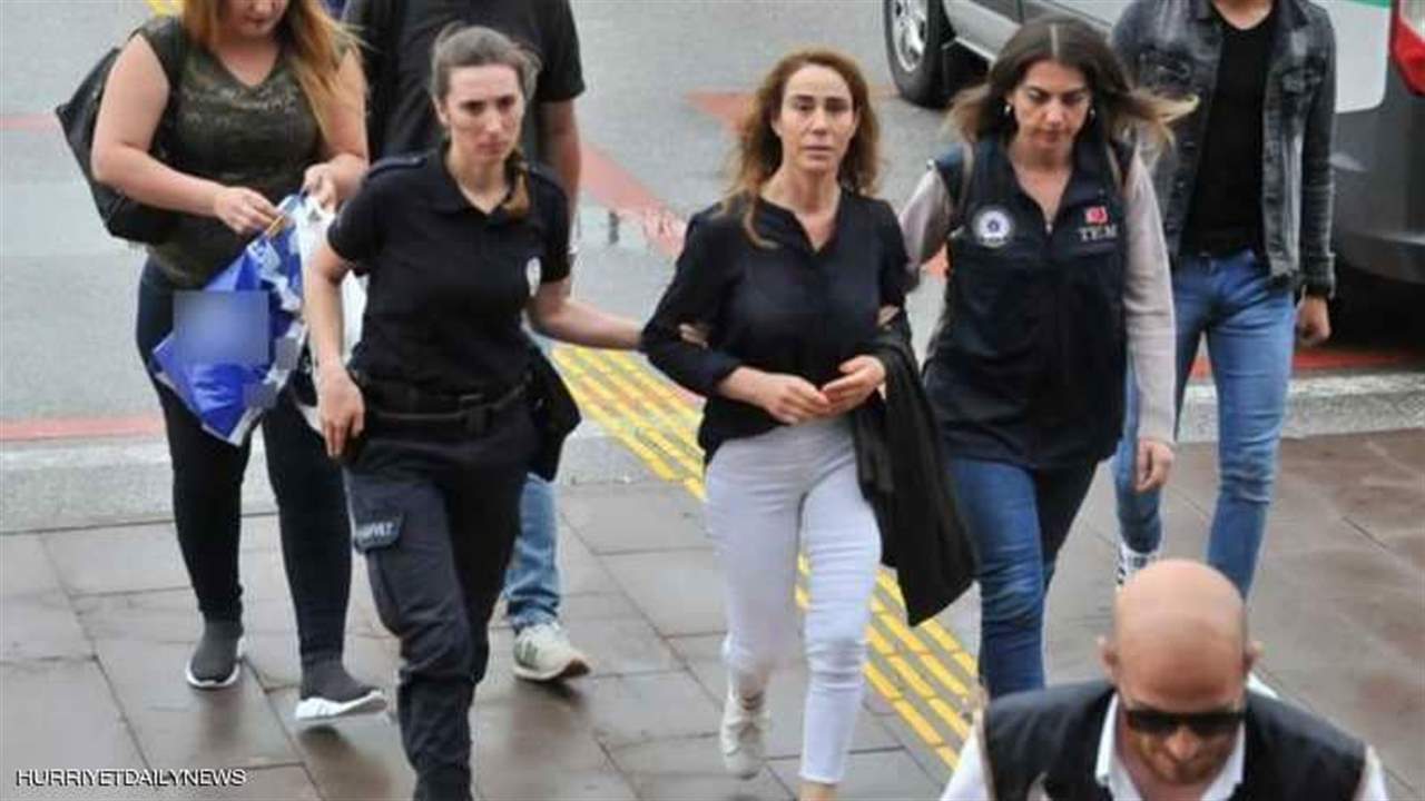 سجن مغنية في تركيا بتهمة "الارهاب"