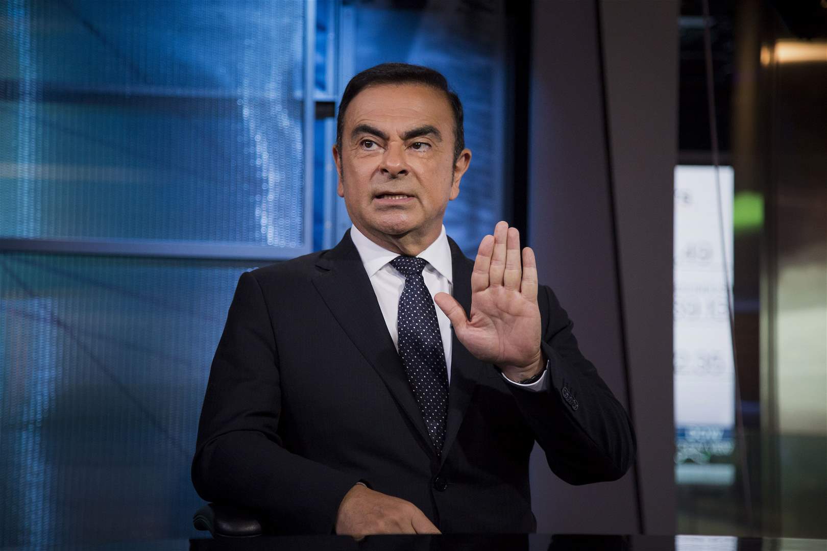 اليابان تعتزم إصدار أمر بإعتقال رئيس "نيسان" كارلوس غصن