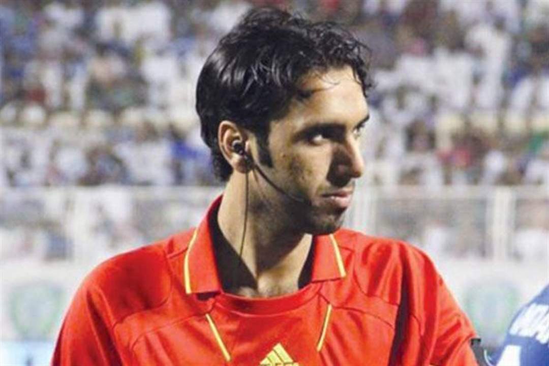 حكام من السعودية لقيادة مباراة الامارات واليمن