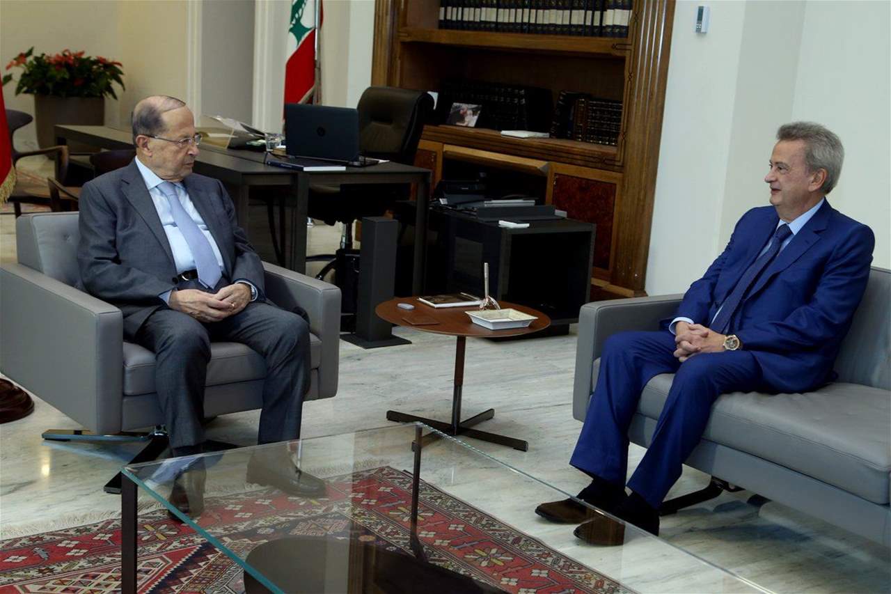 الرئيس عون عرض مع حاكم مصرف لبنان رياض سلامة الأوضاع المالية في البلاد
