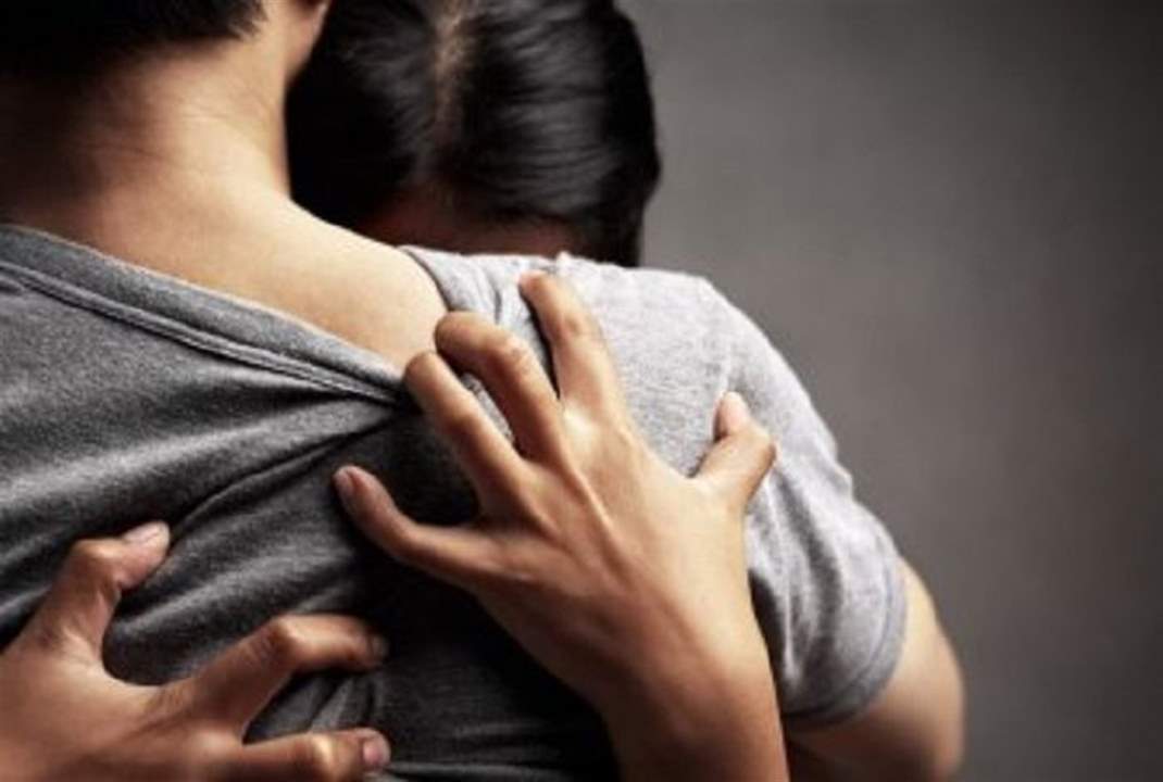 اتهام امرأة باغتصاب فتى قاصر والإنجاب منه!