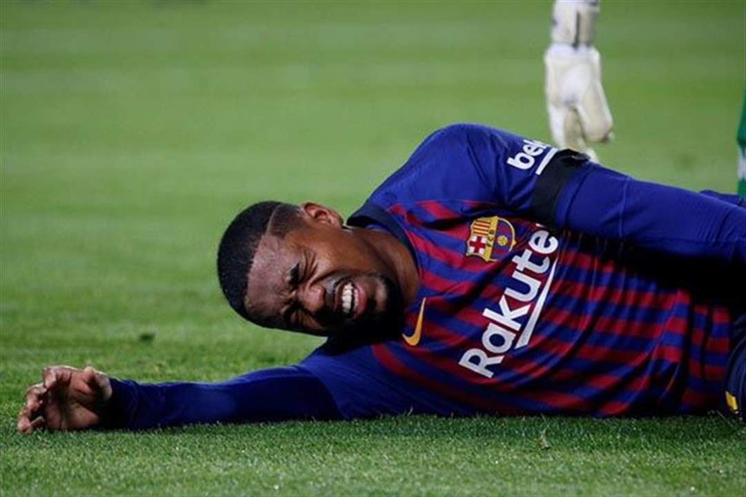 بالصورة: بكاء البرازيلي مالكوم يعكّر صفو تأهل برشلونة .. النادي يوضح وليونيل ميسي يدعم زميله!