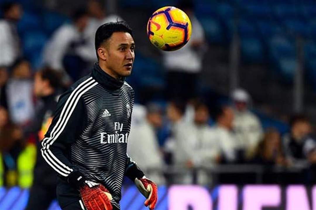 عرض خيالي من الدوري الإنكليزي لحارس ريال مدريد كيلور نافاس .. بعد خروجه من الحسابات الرحيل بات أمراً واقعاً!