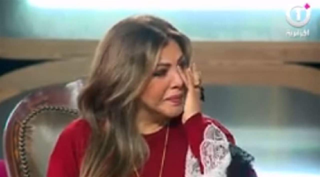 بالفيديو - فلّة الجزائرية تكشف تفاصيل قصة الحب التي جمعتها مع الشاب خالد!