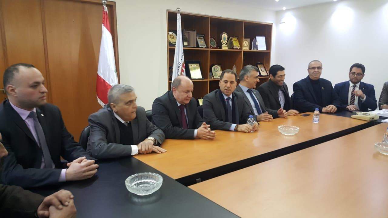  الجميل زار الاتحاد العمالي: لحكومة إنقاذية تضم اختصاصيين