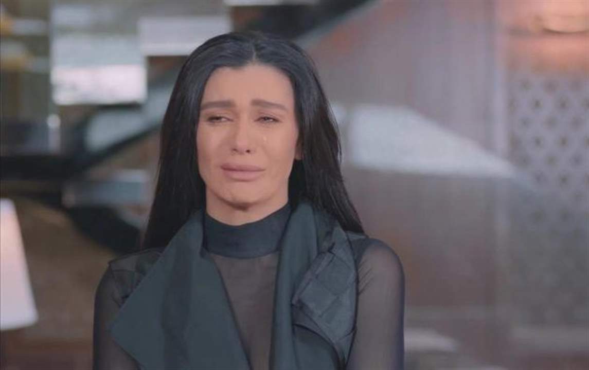 نادين الراسي تعايد إبنها الممنوعة من رؤيته بكلام مؤثر: "يا روح إمك"!