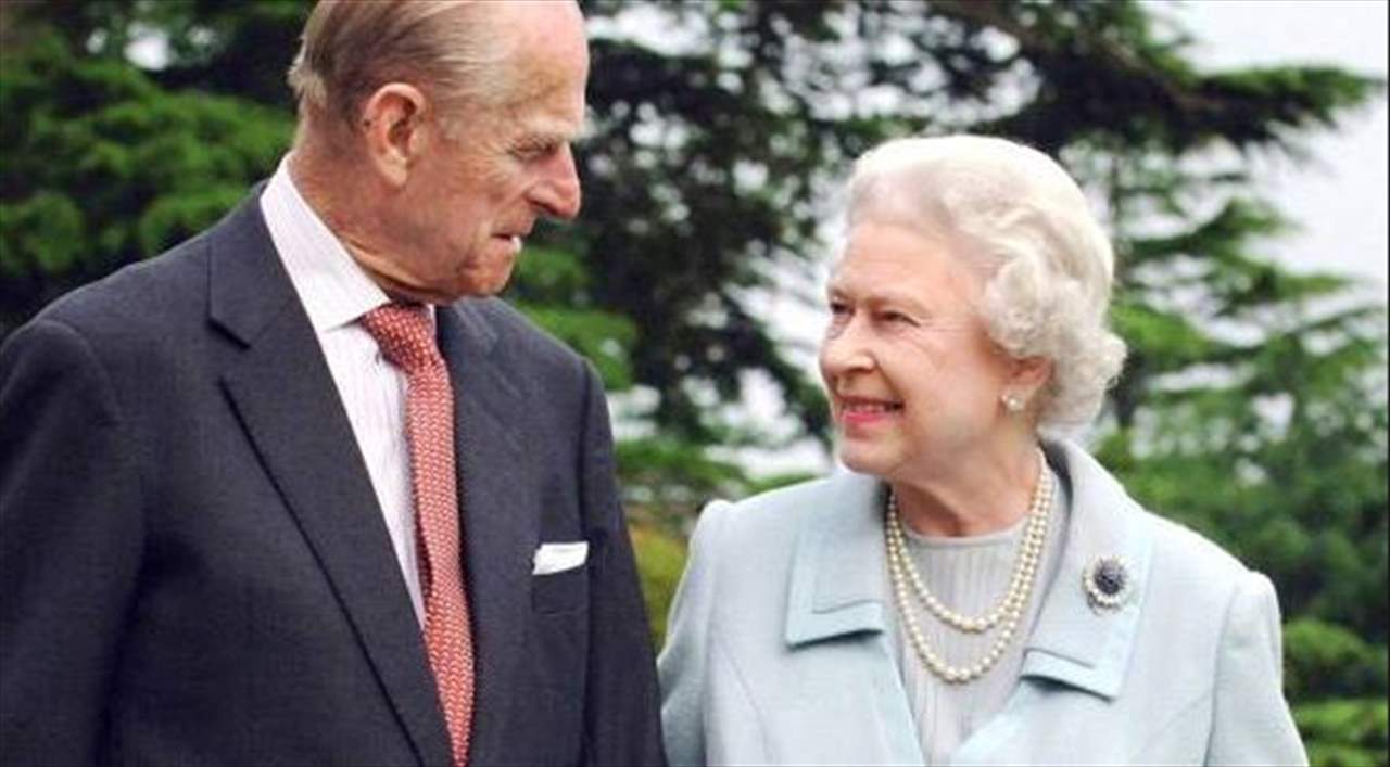 بالصورة - زوج ملكة بريطانيا الأمير فيليب يتعرض لحادث سير 