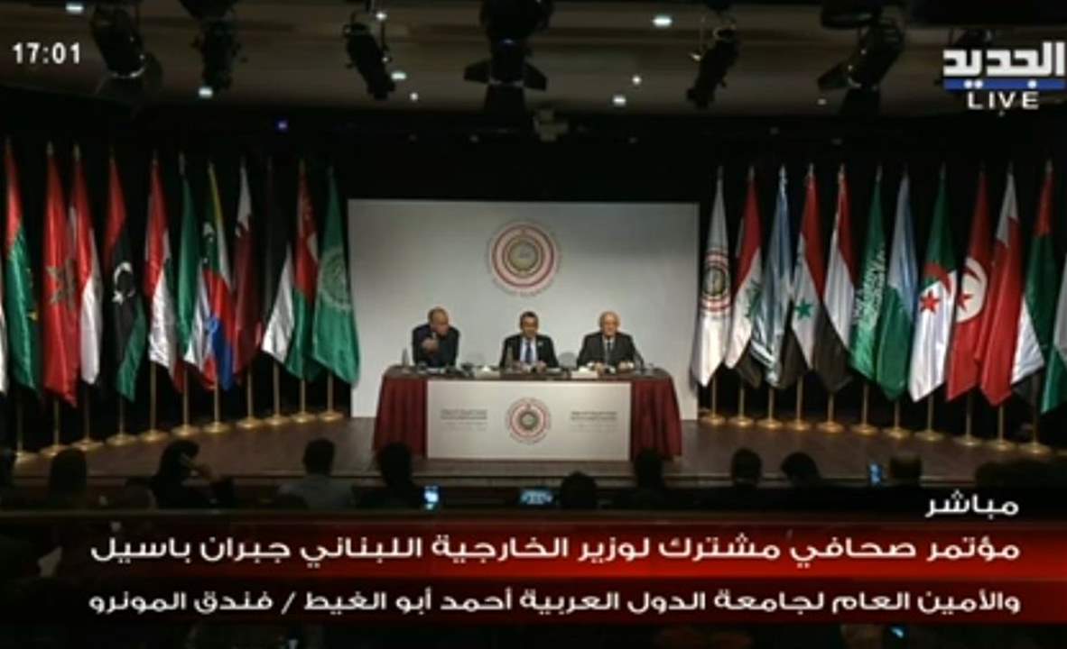أبو الغيط: لم يكن هناك أي خلافات حادة أو صعوبة في إقرار البنود والرئاسة وأسلوب إدارتها والضيافة الكريمة للبنان ووضوح المقصد أدّى إلى رفع القمّة والقرارات جيّدة في كلّ المجالات الاقتصاديّة