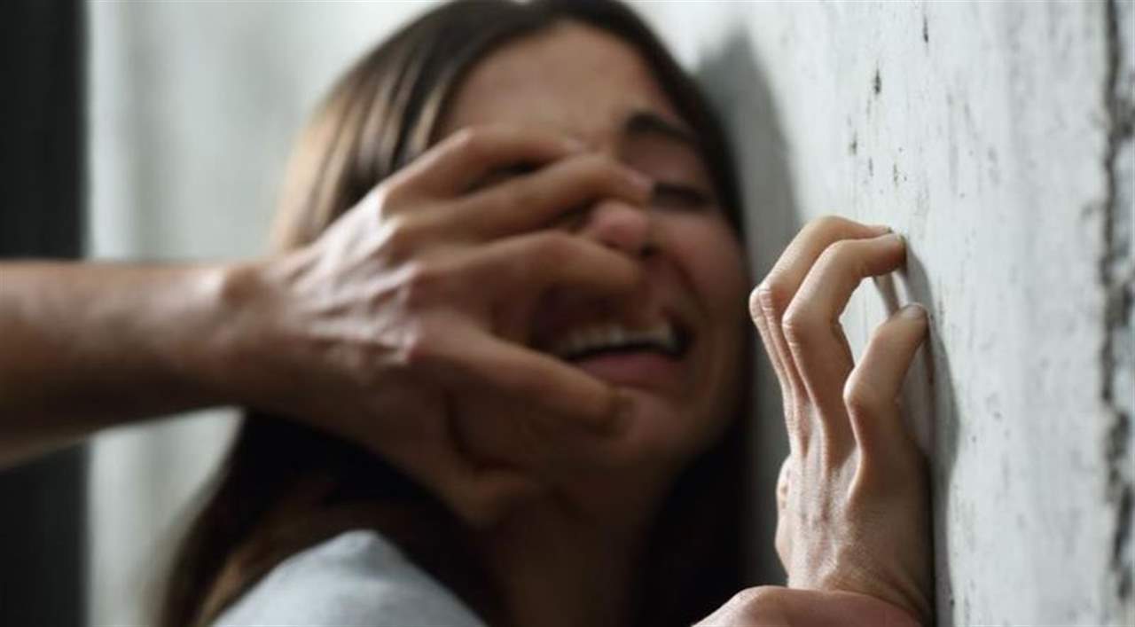 مصري يذبح طفلة بعد محاولة اغتصابها داخل مسجد!