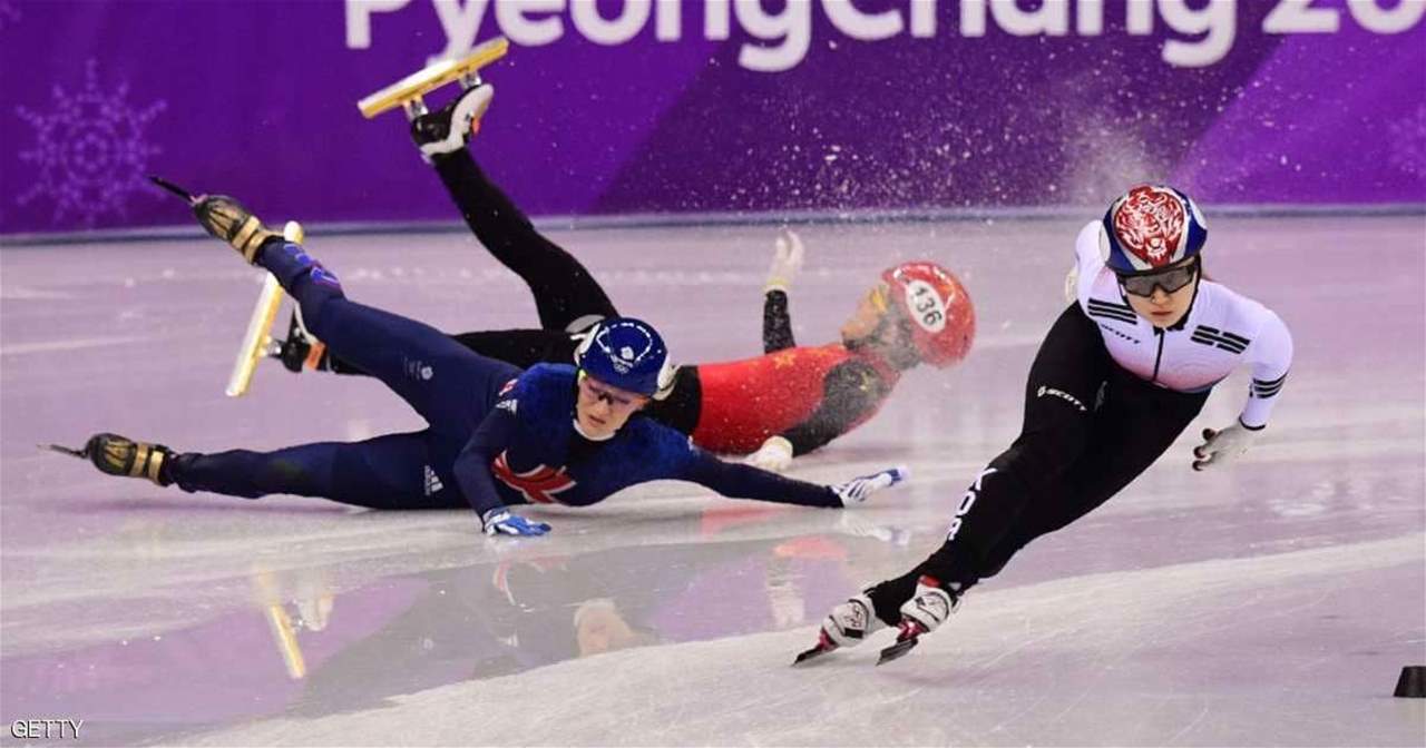 تحرّش جنسي "جماعي" يهزّ حلبات التزلّج على الجليد