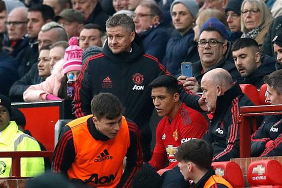 سولسكاير يؤكد غياب ثلاثي مانشستر يونايتد امام  آرسنال