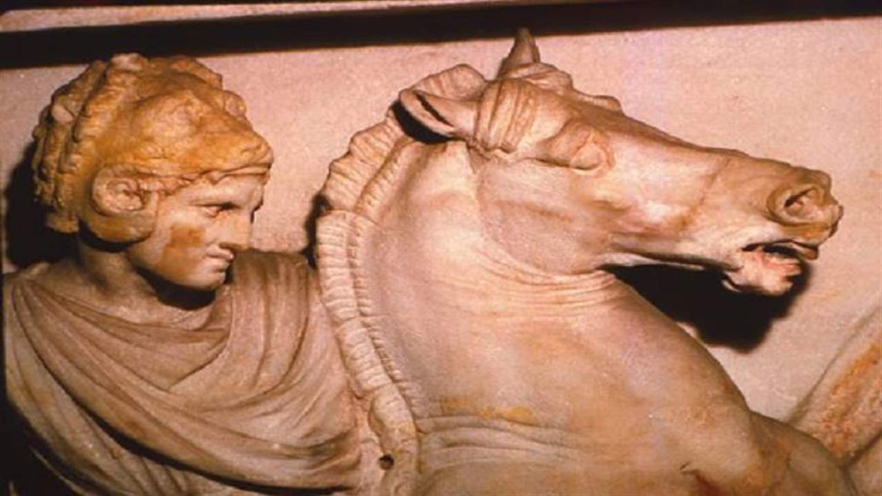 حل لغز وفاة الإسكندر الأكبر؟!