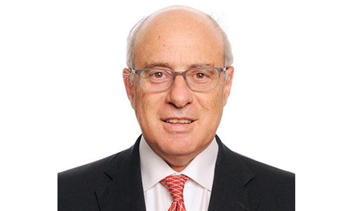 تعرفوا إلى وزير العمل في الحكومة الجديدة كميل أبو سليمان