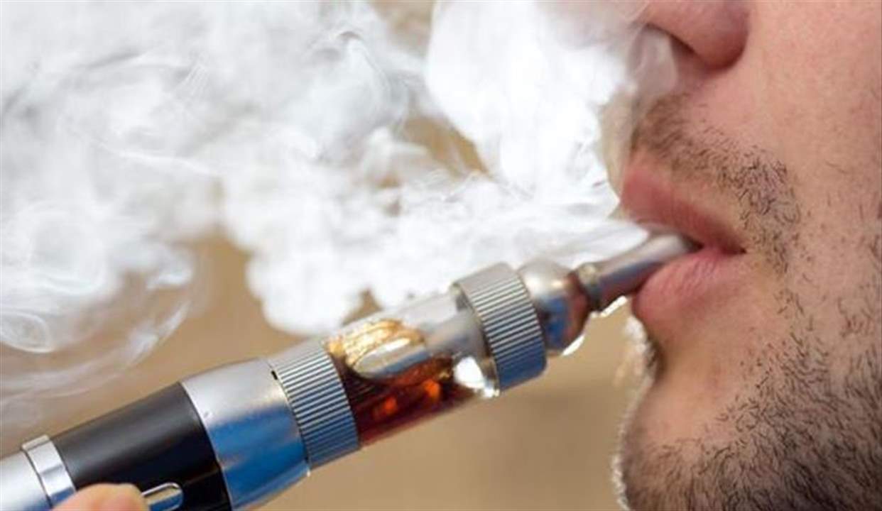 مصرع شاب انفجرت سيجارة إلكترونية في فمه!