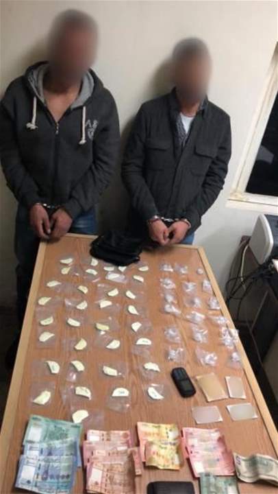 توقيف مروجي مخدرات وضبط كمية منها بكمين لقوى الأمن في الدكوانة