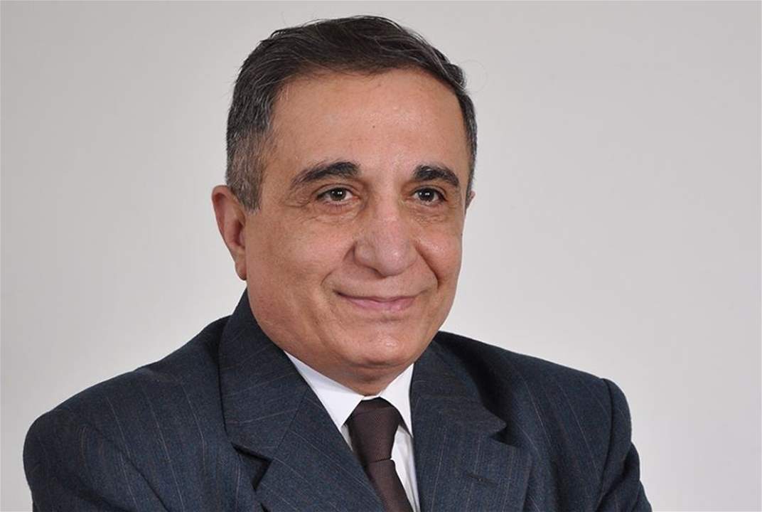 مسلحون يحاولون اغتيال الكاتب السوري نبيل فياض في دمشق!