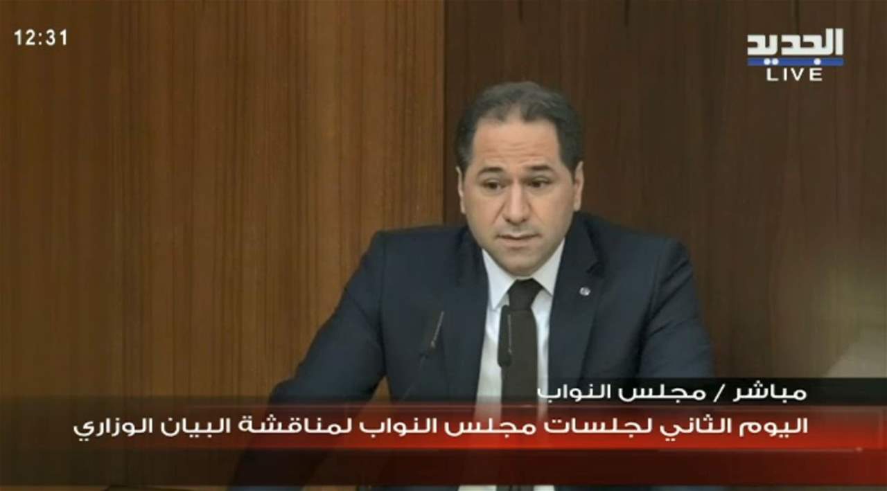 سامي الجميّل: في المضمون سندعم اي خطوة ايجابية تقوم بها الحكومة لاننا مصرون على الاصلاح والنقاط الاصلاحية المذكورة في البيان مطلوبة وموجودة في كل الخطوات الاصلاحية التي وردت في الماضي ولم يطبق شيء منها