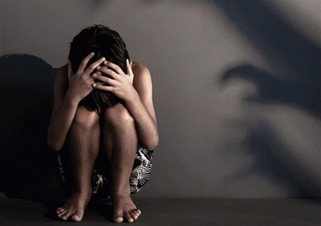 "الذئب العجوز" يغتصب الأطفال ويستخدم حديقة في أعلى الجبل لدفنهم! 