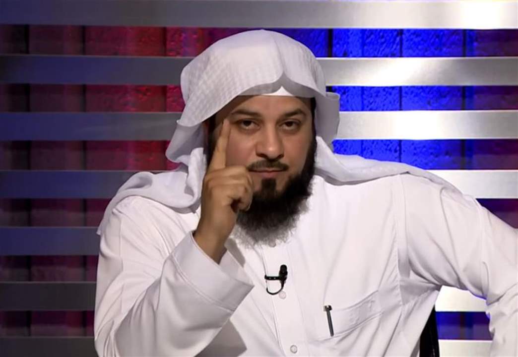 جدل واسع بعد إختفائه لشهرين.. الداعية محمد العريفي يظهر فجأة للترويج لمهرجان سعودي