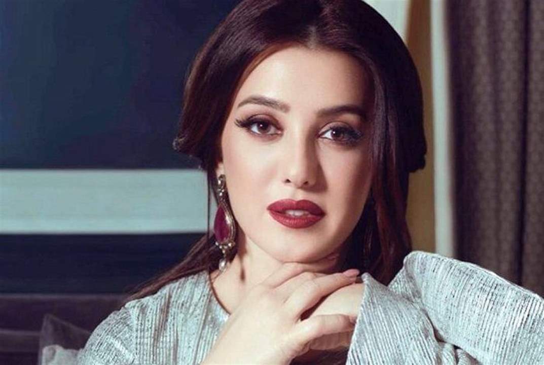 كندة علوش تنشر مقطع فيديو لابنتها...وتحذر جمهورها